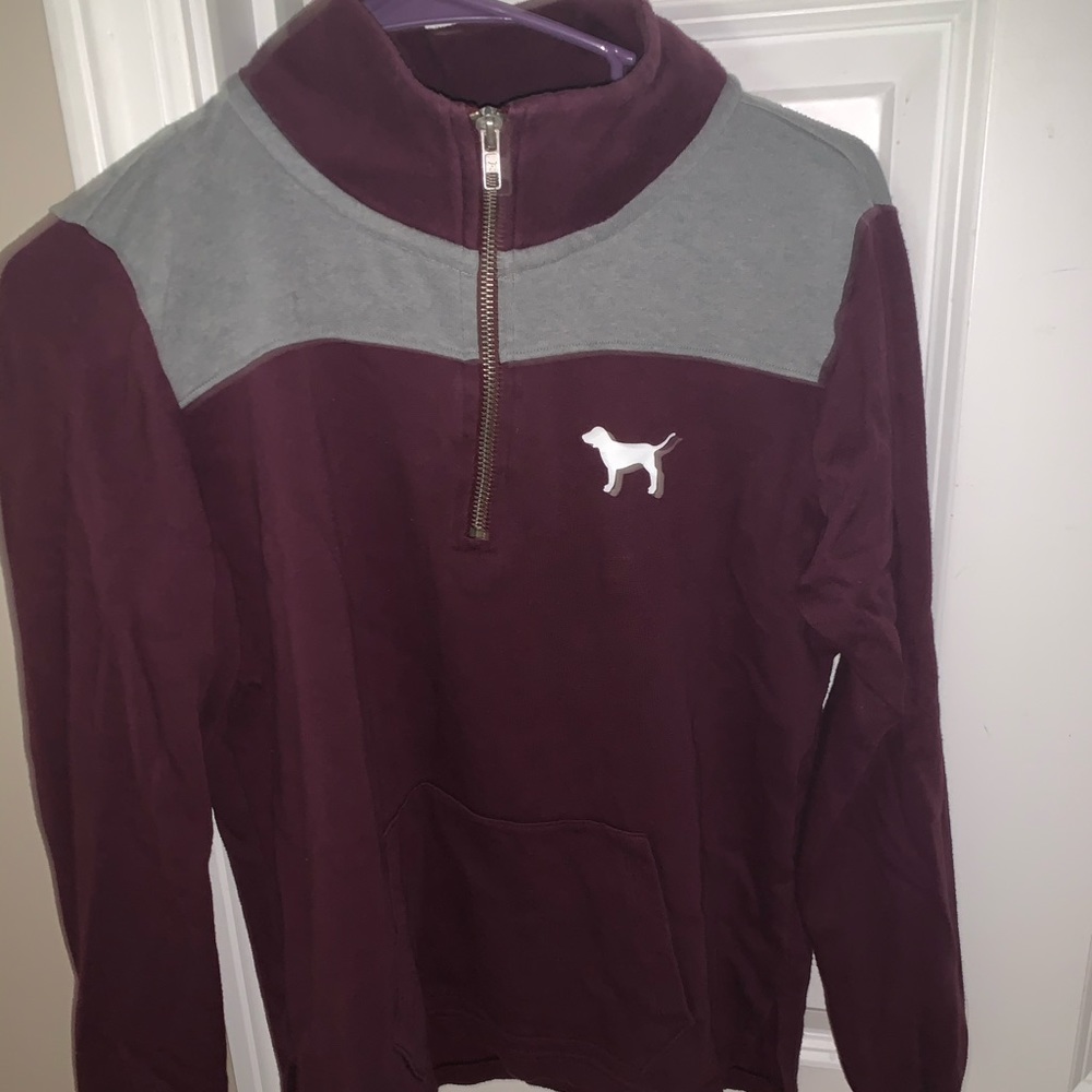 Half zip sweatshirt